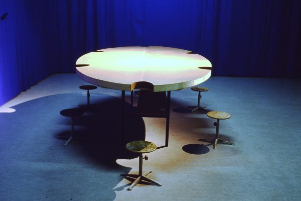 Conference table in real proportion  how does it feel