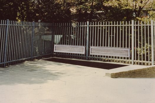 Fence - air from the grilles of the world outside. Design for schoolyard Dorecht 1994-1995 (2)